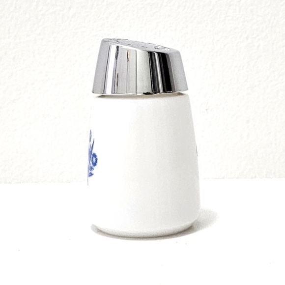 Vintage CorningWare Blue Cornflower Salt Shaker - Picture 5 of 11